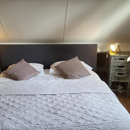 Prachtige Vakantiewoning 'la Bienvenue' In Venlo, Limburg Венло
